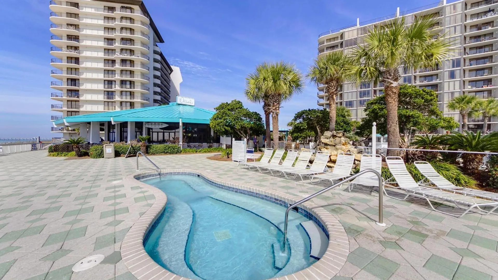 Edgewater Tower 2-704 Villa Panama City Beach